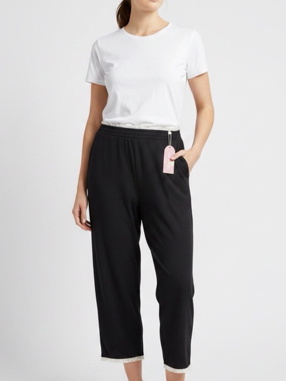 Sweetyweee Black Cropped Lounge Yoga Pants White Lace Trim Stretch NWT Size XL